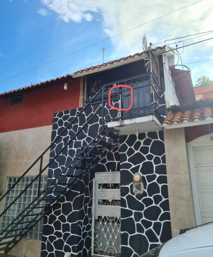Depto. Maia: A/C, Agua Caliente, Wifi, Tv, Cable. Apartman Palenque Kültér fotó